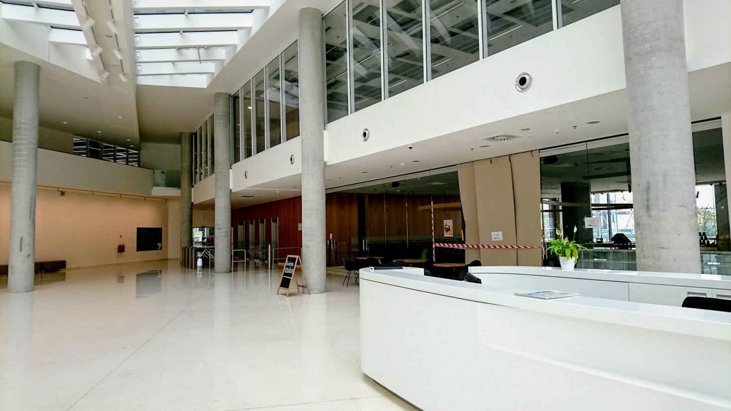 How to Balance Functionality and Aesthetics in Healthcare Design